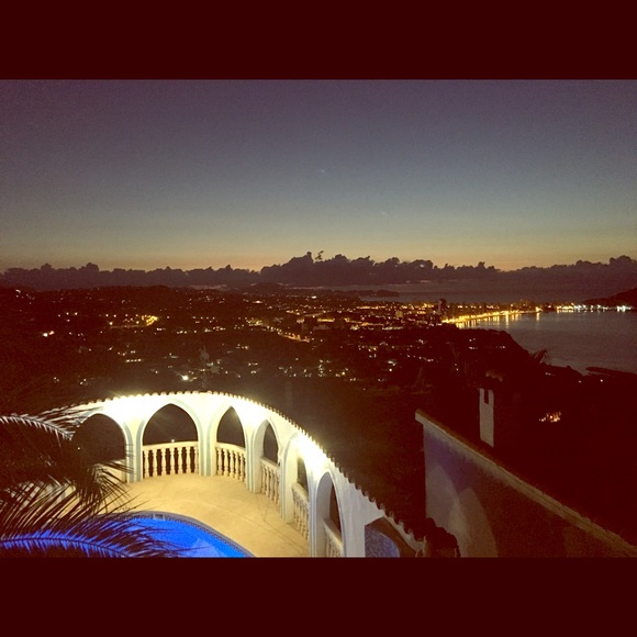 Meet your Posher, Mary - Picture 1 of 1